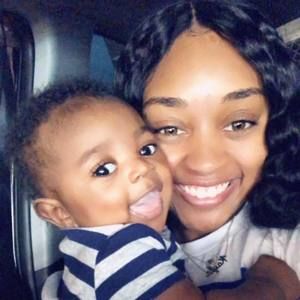 Meet your Posher, Kay